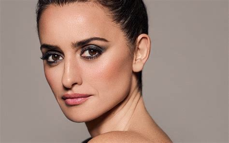 penelope cruz eye makeup